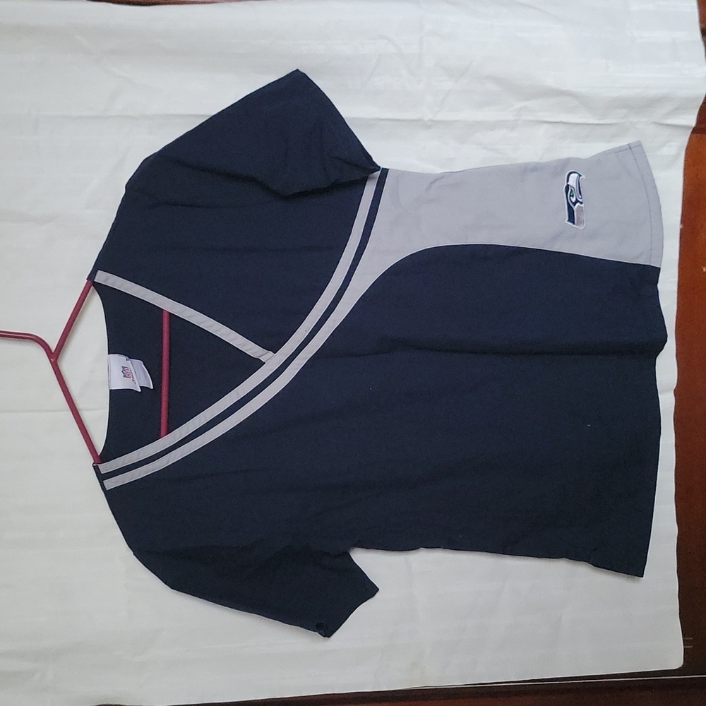 Women's NFL Apparel Seahawks‎ nurse scrubs size small